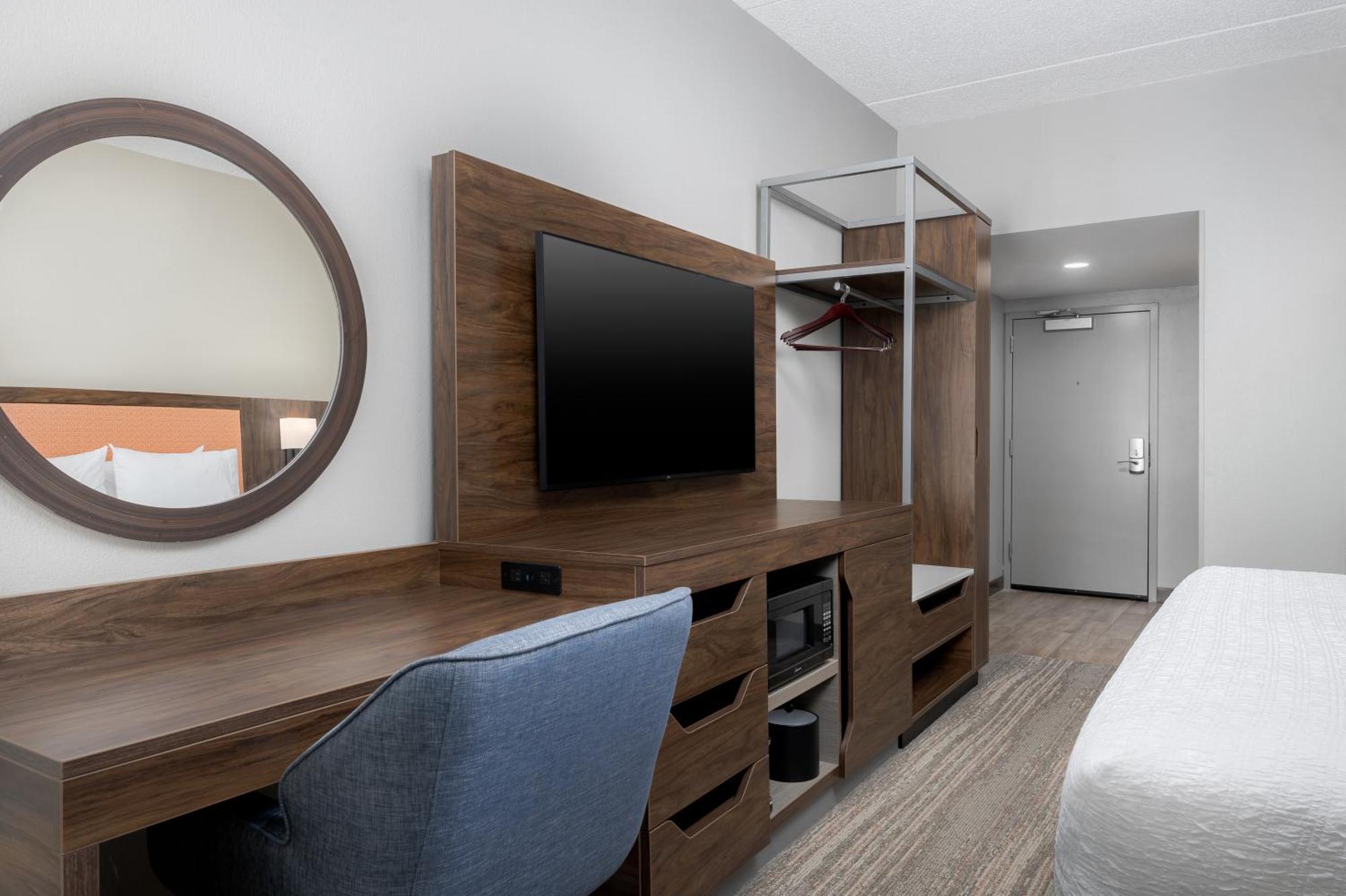 Hampton Inn Louisville Airport Fair/Expo Center Exteriör bild