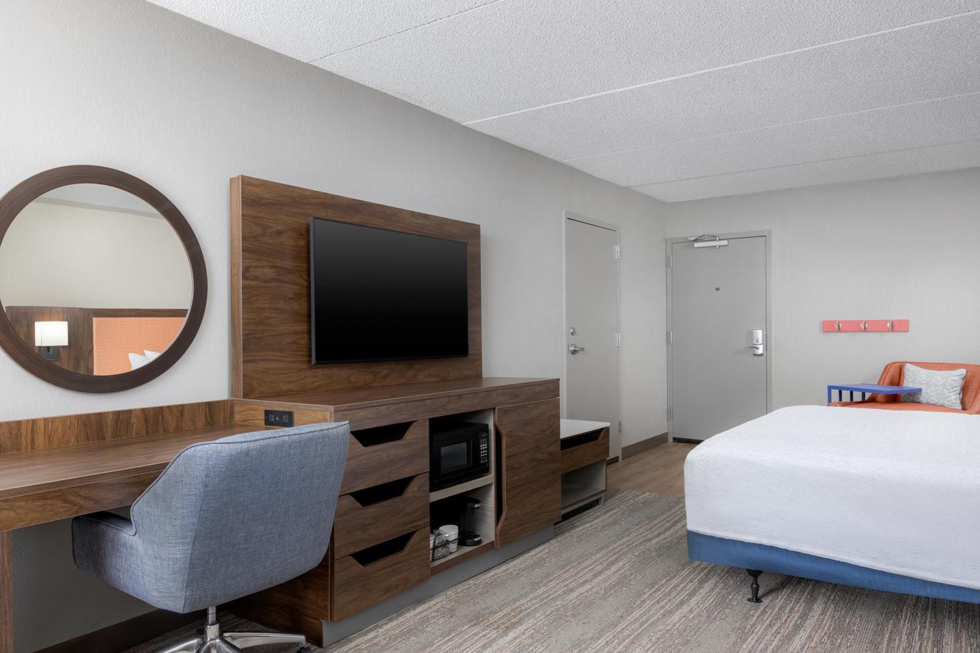 Hampton Inn Louisville Airport Fair/Expo Center Exteriör bild
