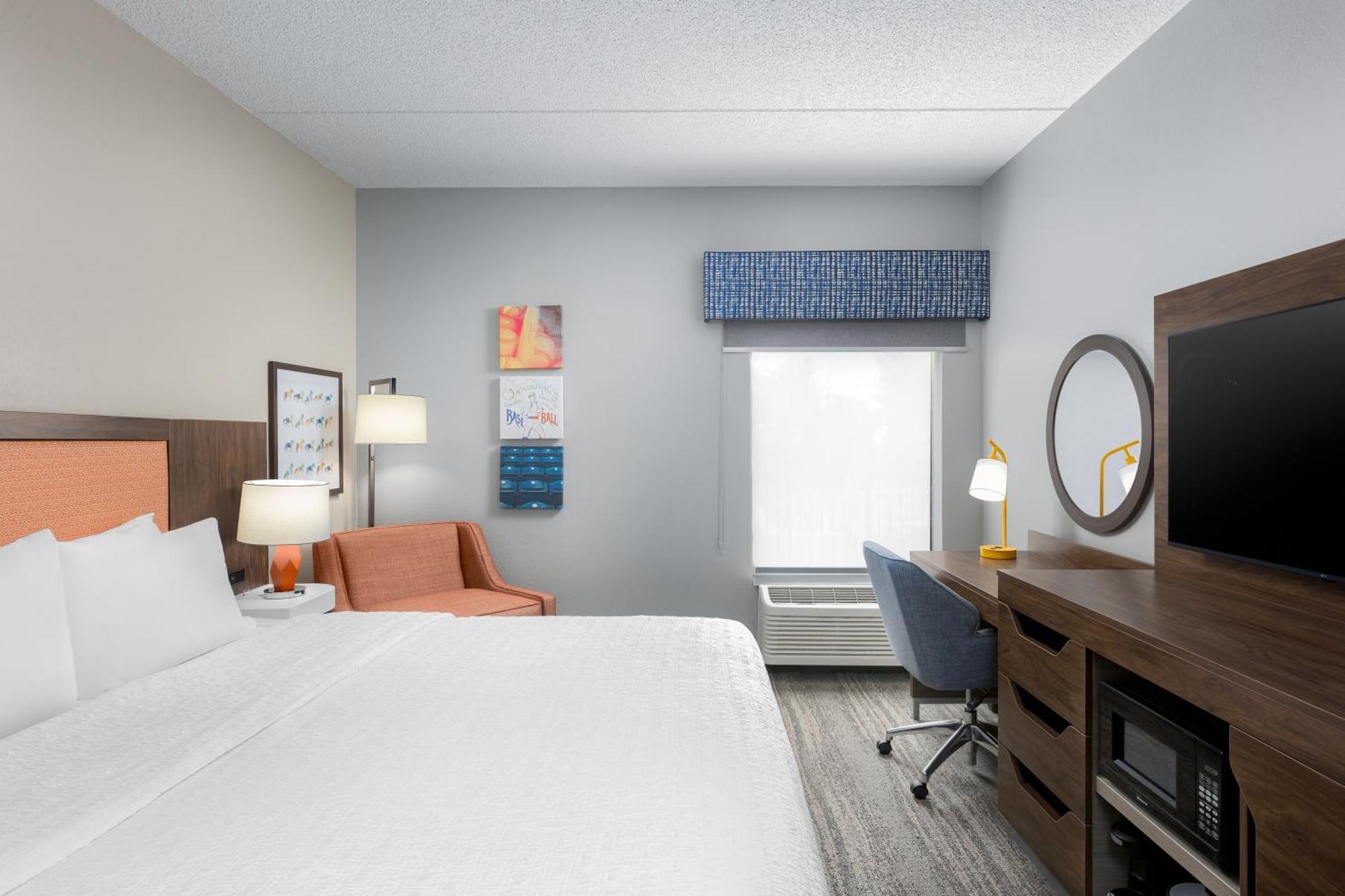 Hampton Inn Louisville Airport Fair/Expo Center Exteriör bild
