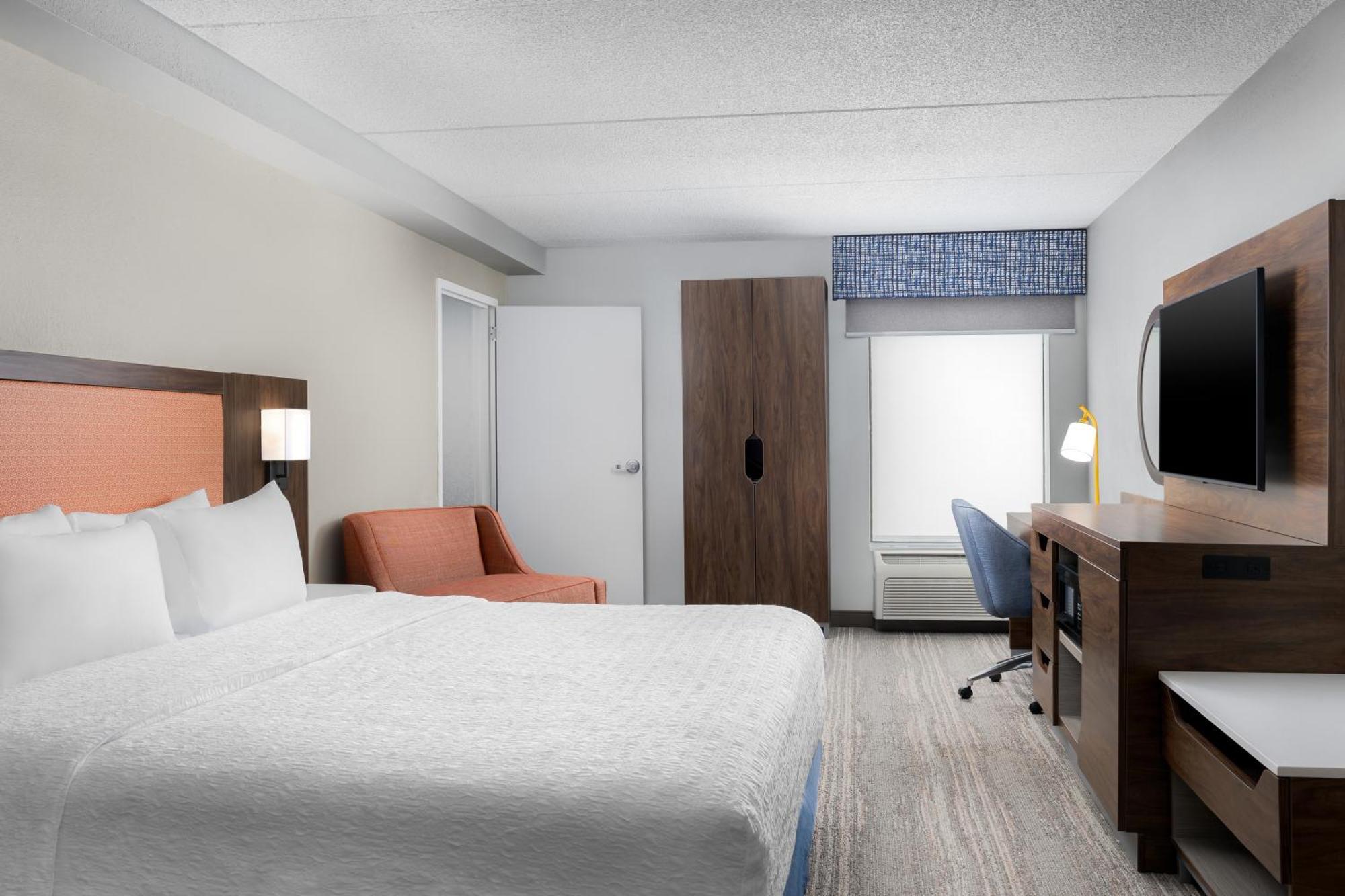 Hampton Inn Louisville Airport Fair/Expo Center Exteriör bild