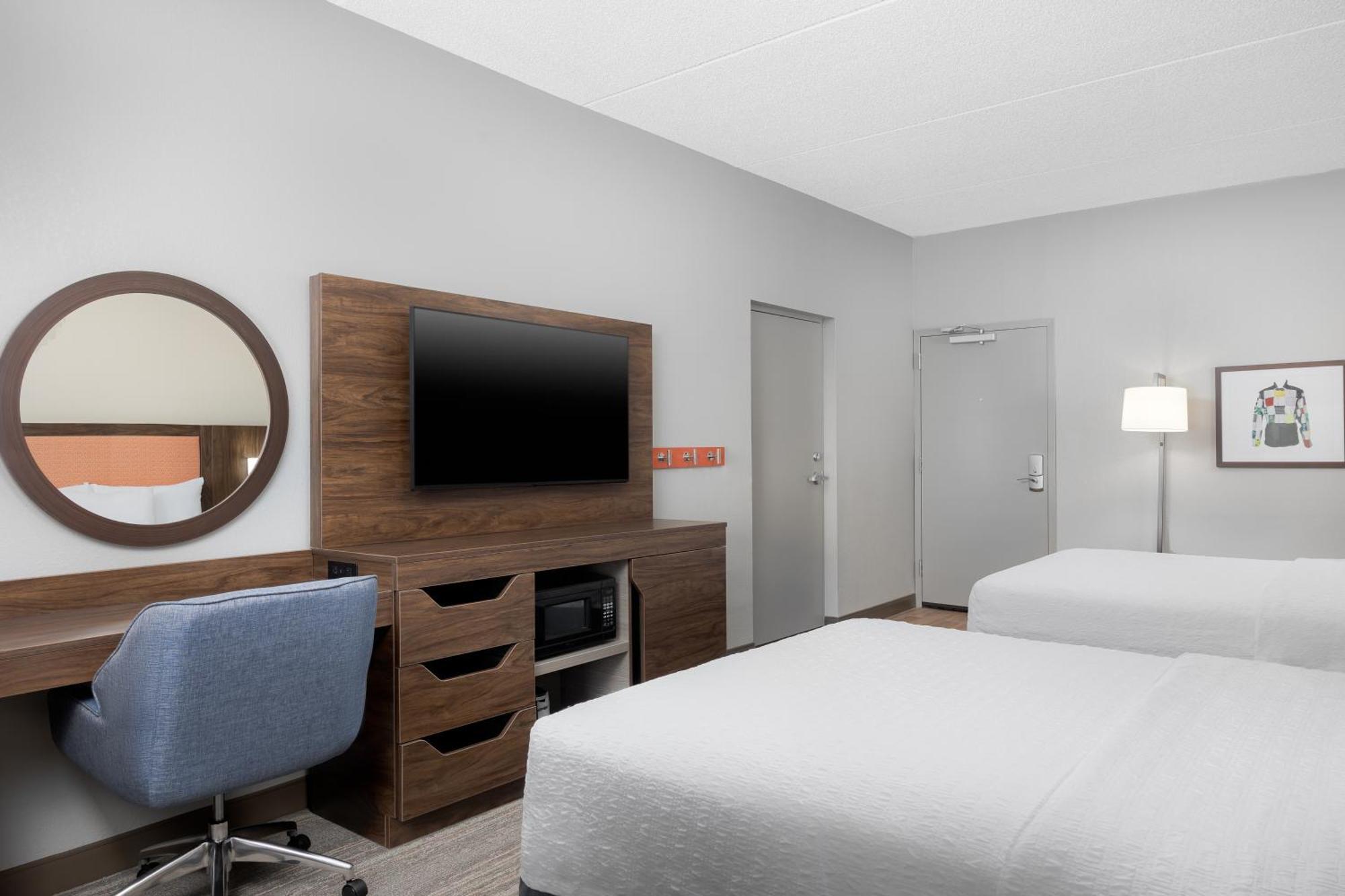 Hampton Inn Louisville Airport Fair/Expo Center Exteriör bild