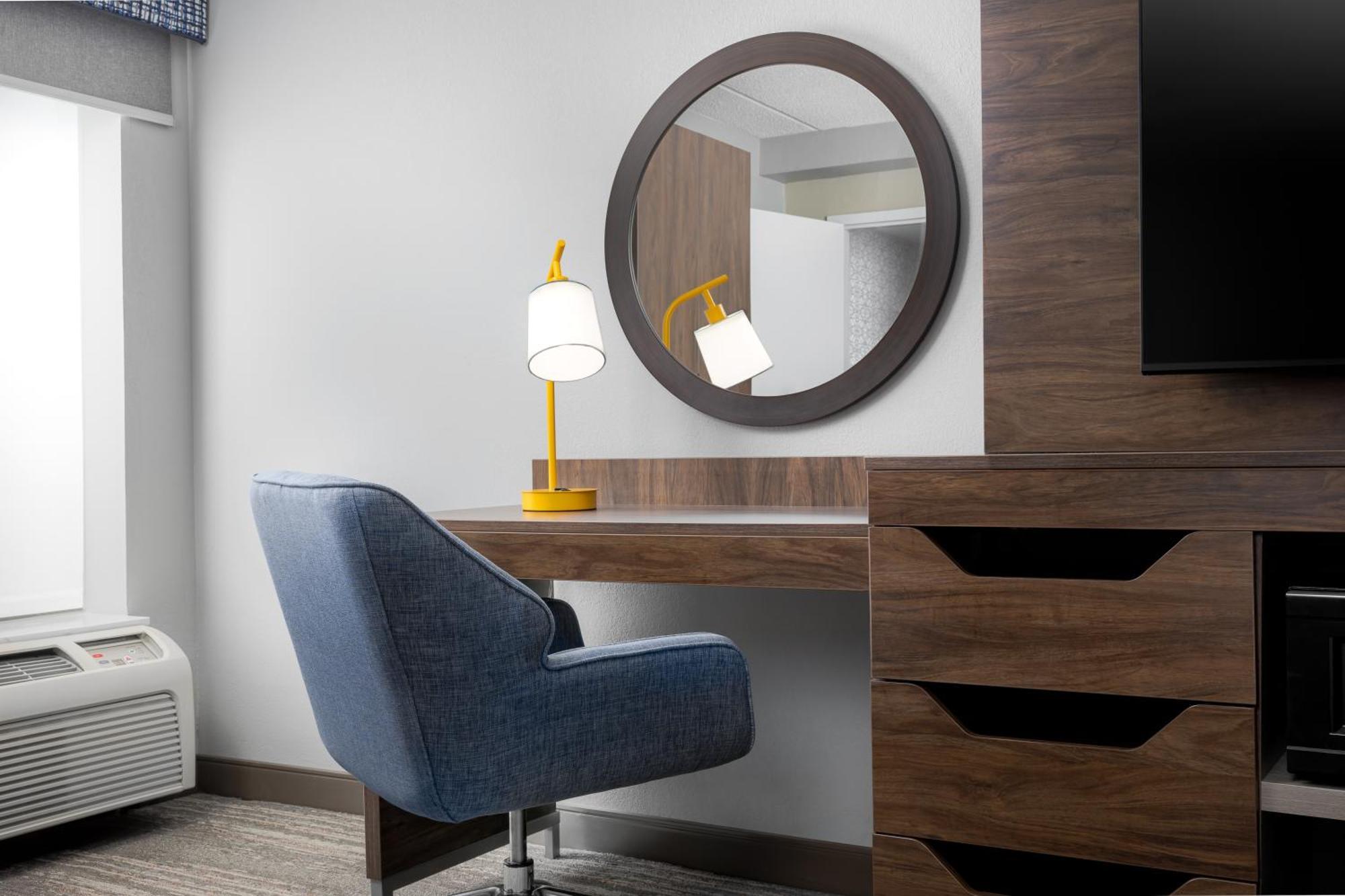 Hampton Inn Louisville Airport Fair/Expo Center Exteriör bild